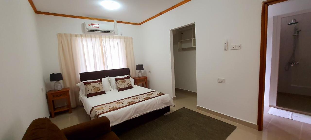 Le Chant De Merle Self -Catering Studios And Apartments Mahe Island ภายนอก รูปภาพ