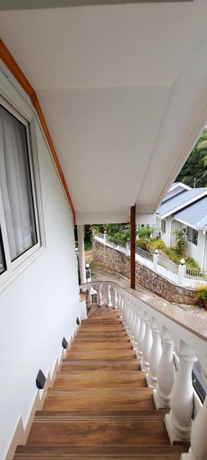 Le Chant De Merle Self -Catering Studios And Apartments Mahe Island ภายนอก รูปภาพ